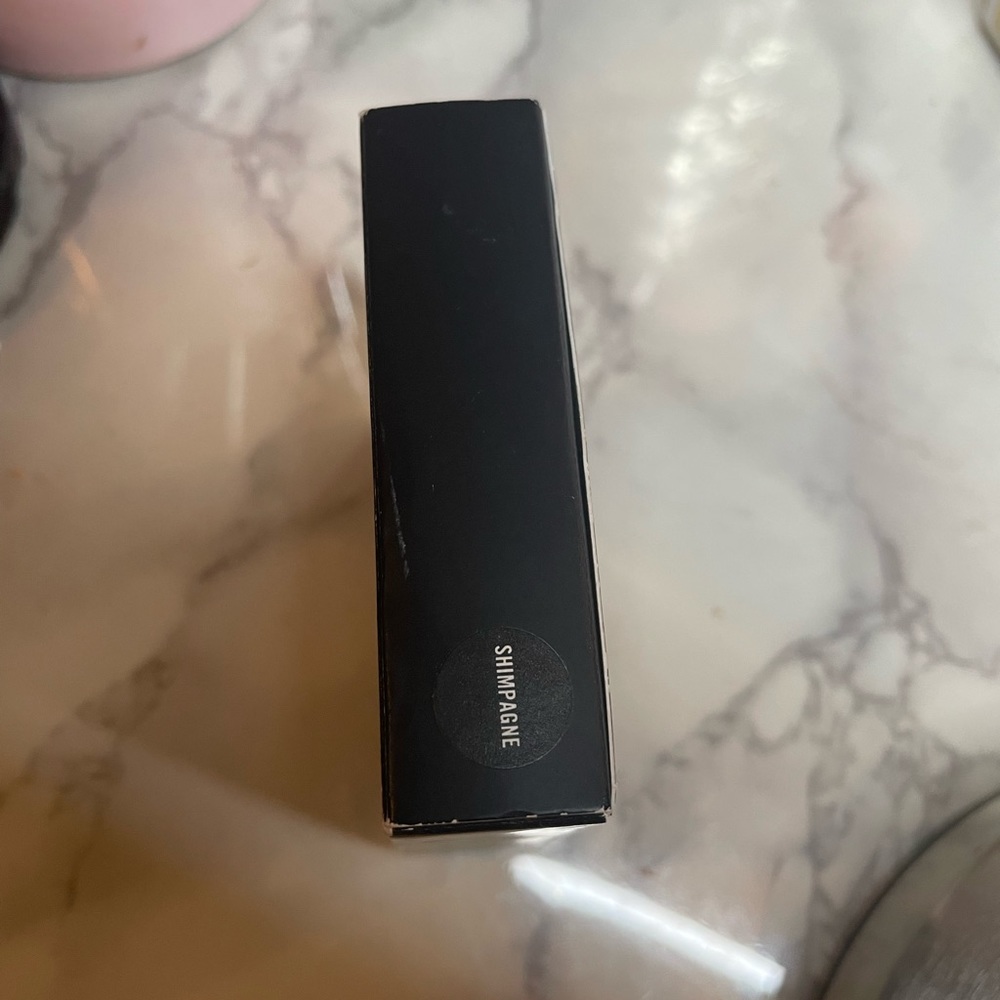 MAC Shimpagne Mineralize Skinfinish - Picture 3 of 4